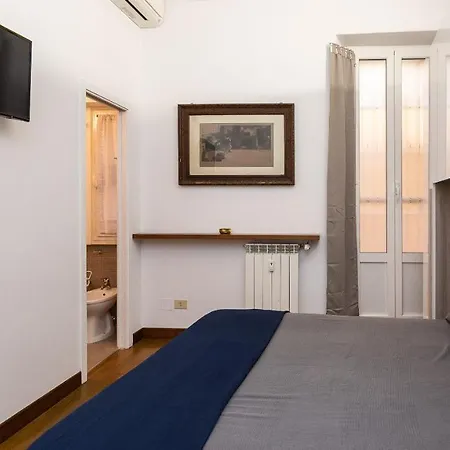 Cartari In Apartment *